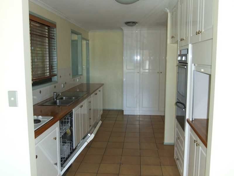 9 Linda Street, Tannum Sands QLD 4680