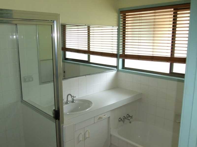 9 Linda Street, Tannum Sands QLD 4680