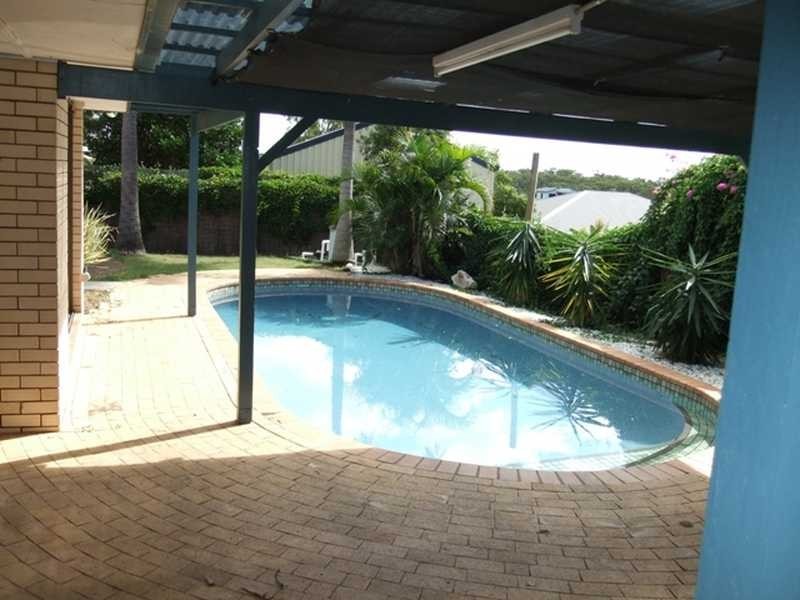 9 Linda Street, Tannum Sands QLD 4680