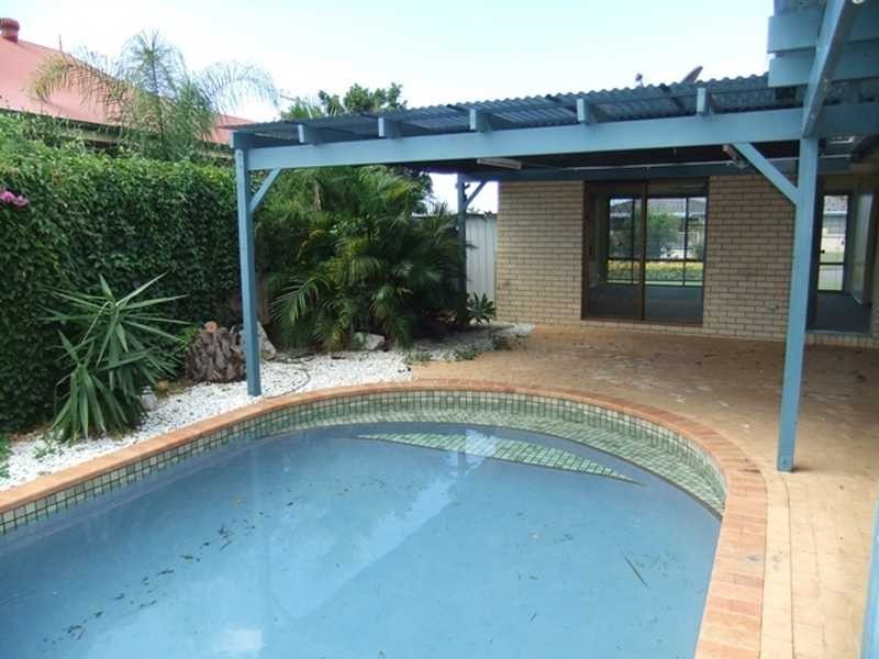 9 Linda Street, Tannum Sands QLD 4680