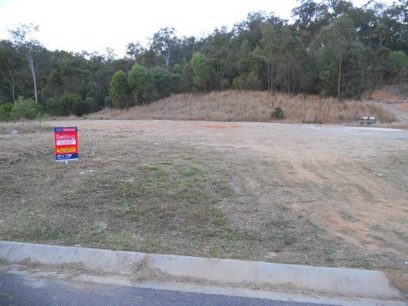 32 Jeana Close, Boyne Island QLD 4680
