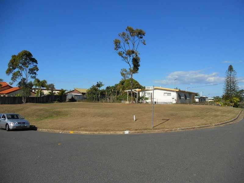 34 Booth Avenue, Tannum Sands QLD 4680