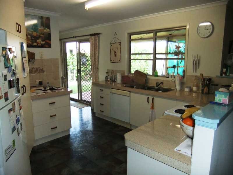 38 Lomandra Street, Boyne Island QLD 4680