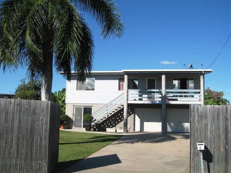 5 Richmond Court, Boyne Island QLD 4680