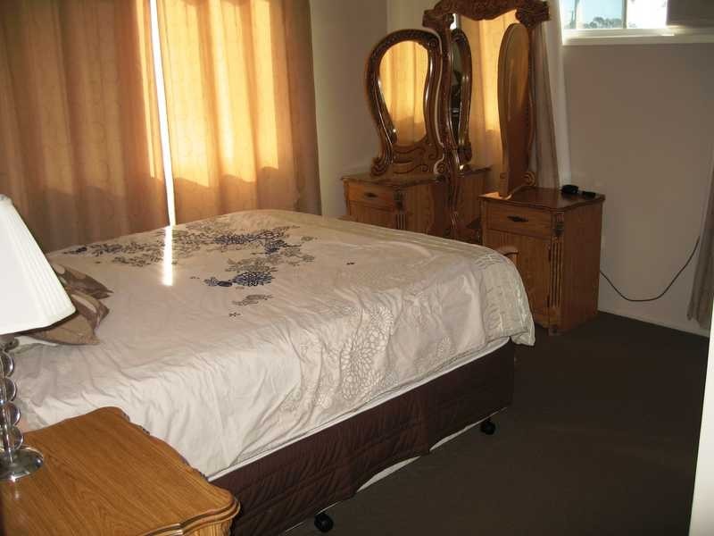 5 Richmond Court, Boyne Island QLD 4680