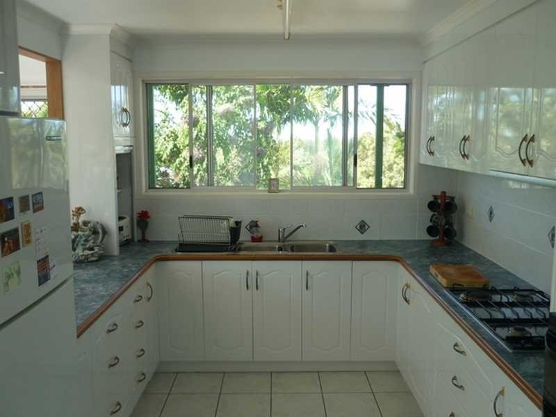 13 Alpine Avenue, Boyne Island QLD 4680