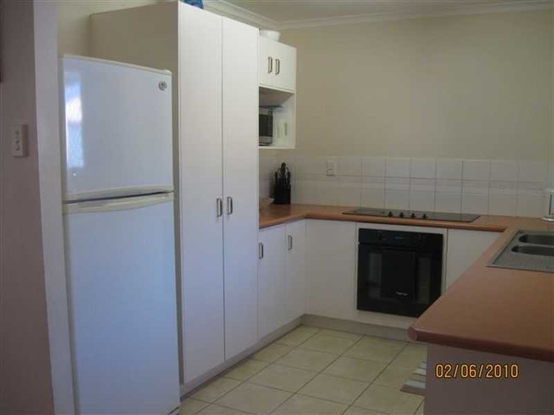 27 Beltana Drive, Boyne Island QLD 4680