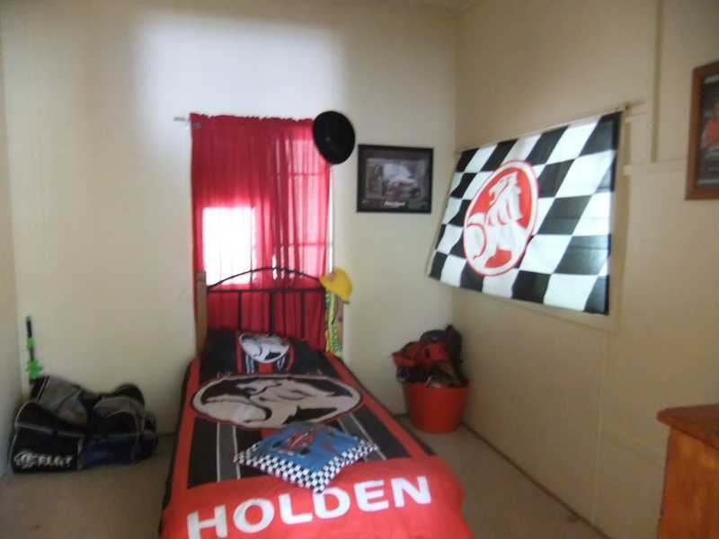 50 Wadeleigh Street, Bororen QLD 4678