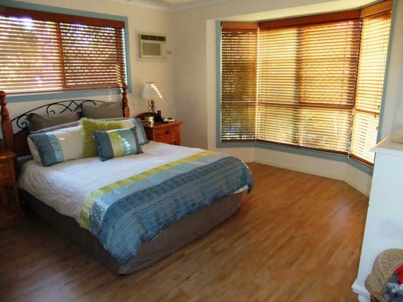 7 Kirrang Place, Boyne Island QLD 4680