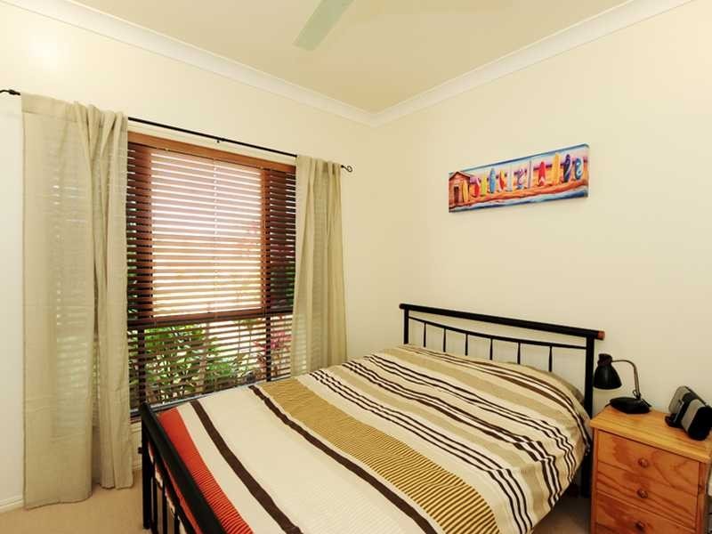 8 Riverside Drive, Tannum Sands QLD 4680