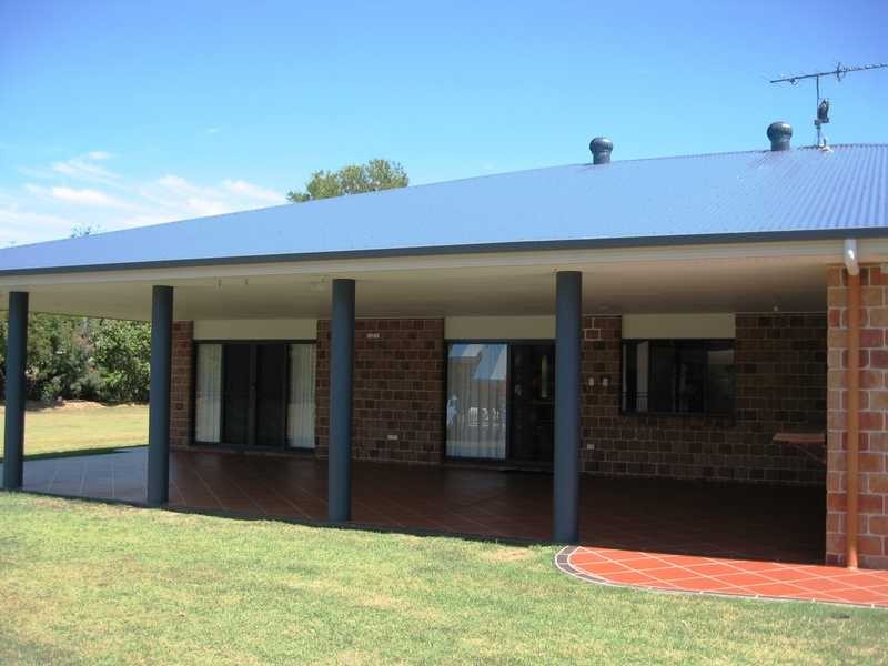 18 Barklya Court, Benaraby QLD 4680