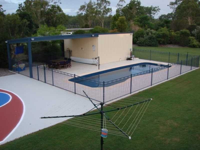 18 Barklya Court, Benaraby QLD 4680