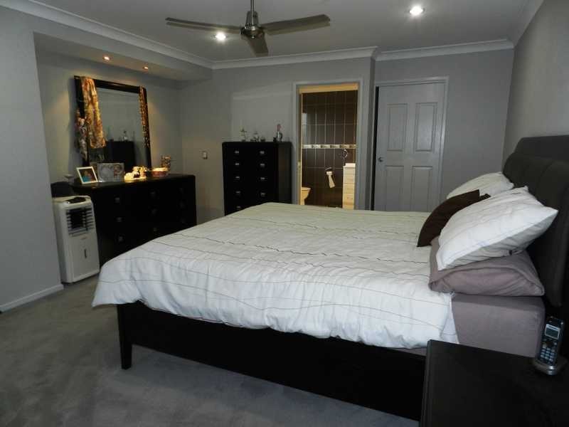 6 Helena Court, Boyne Island QLD 4680