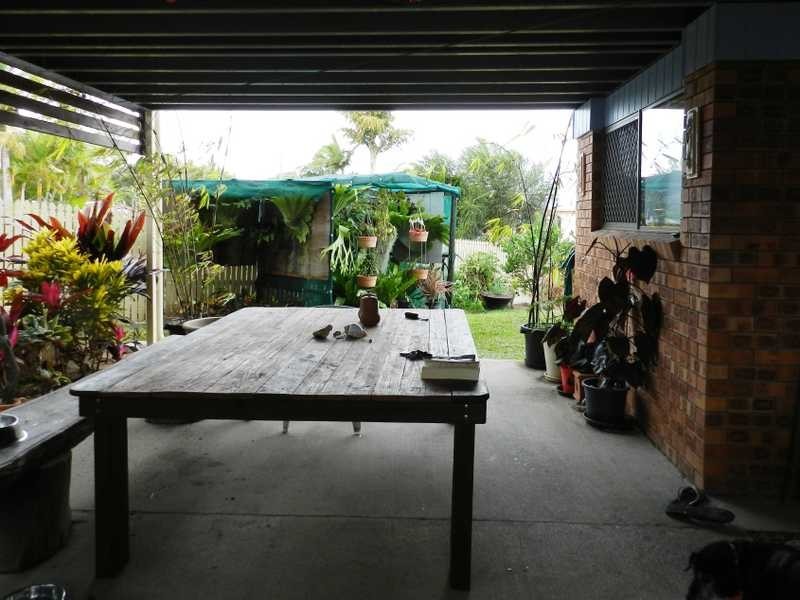 6 Helena Court, Boyne Island QLD 4680