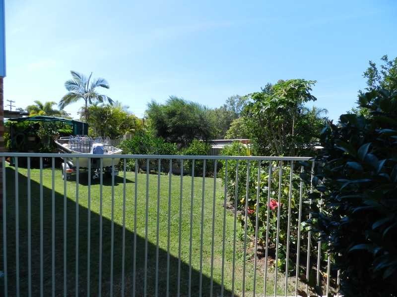 6 Helena Court, Boyne Island QLD 4680
