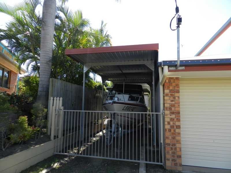 6 Helena Court, Boyne Island QLD 4680