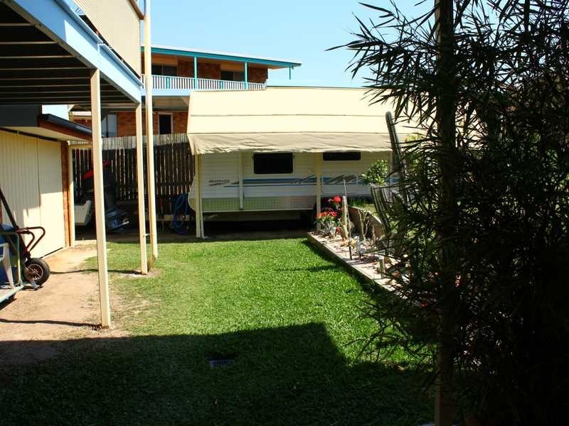 6 Helena Court, Boyne Island QLD 4680