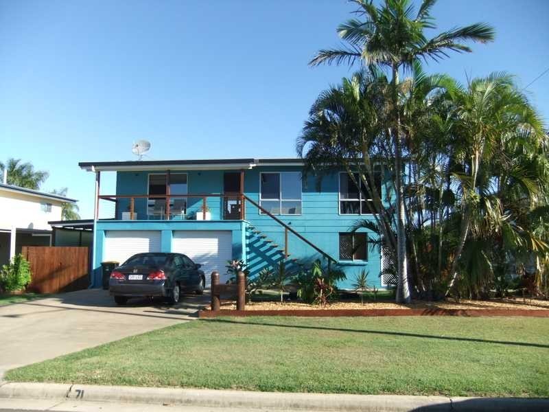 71 Booth Avenue, Tannum Sands QLD 4680