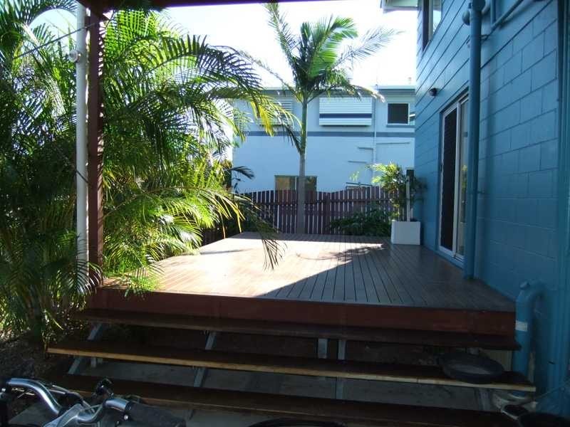 71 Booth Avenue, Tannum Sands QLD 4680