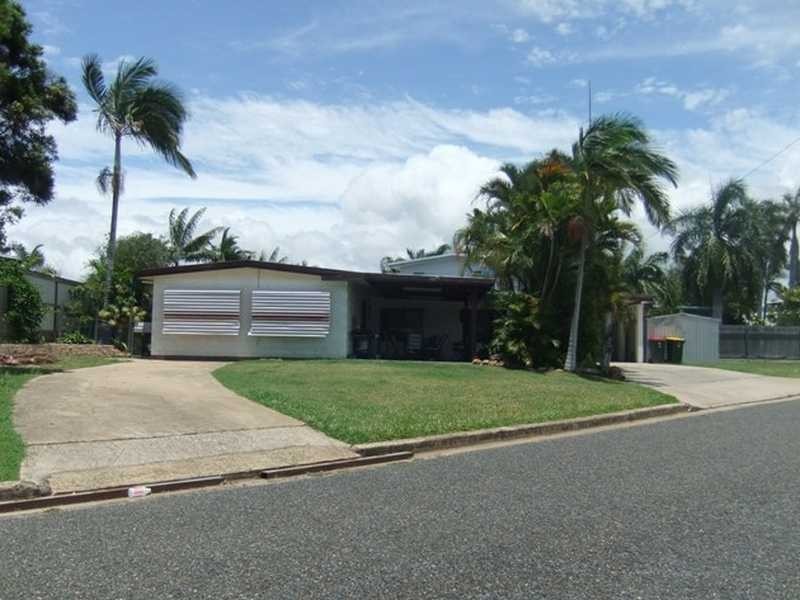 3 Richmond Court, Boyne Island QLD 4680
