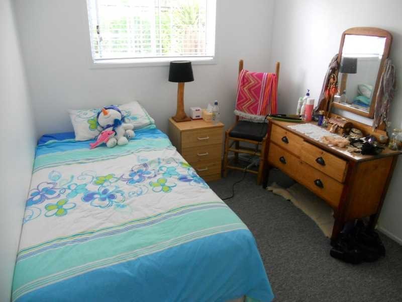 112 Malpas Street, Boyne Island QLD 4680