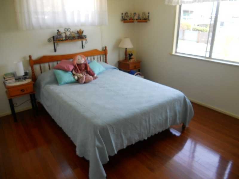 25 Katandra Street, Boyne Island QLD 4680