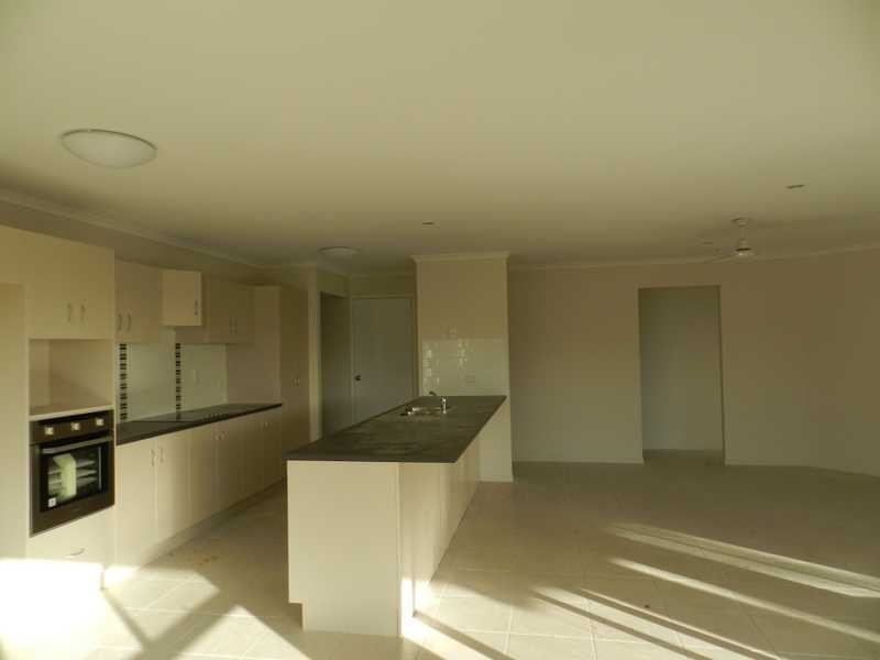 8 Wynand Avenue, Benaraby QLD 4680