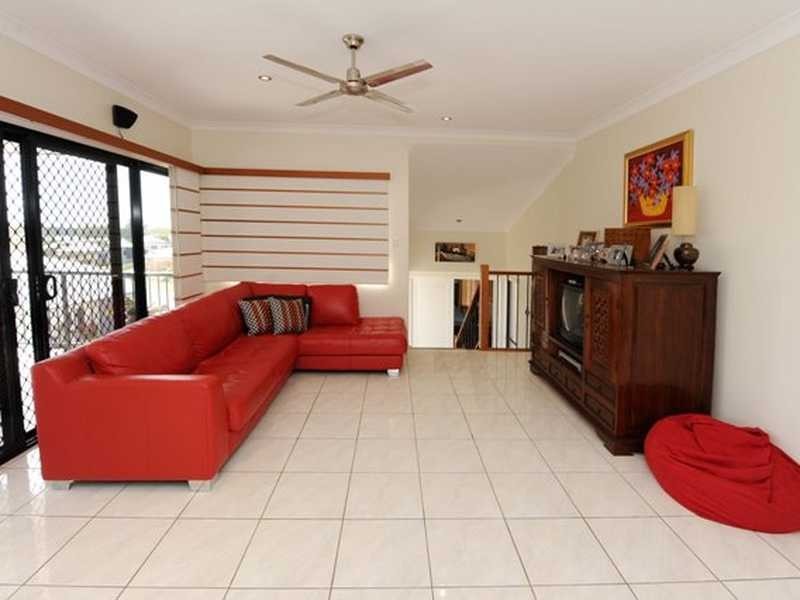 32 Lighthouse Drive, Boyne Island QLD 4680