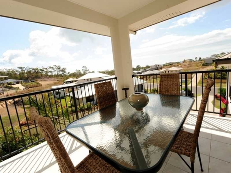 32 Lighthouse Drive, Boyne Island QLD 4680