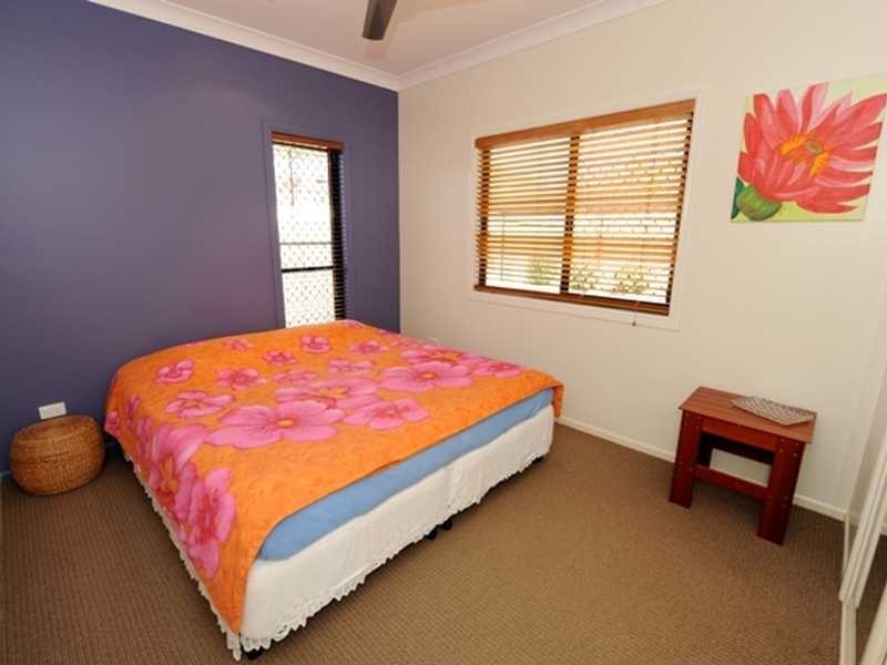 32 Lighthouse Drive, Boyne Island QLD 4680