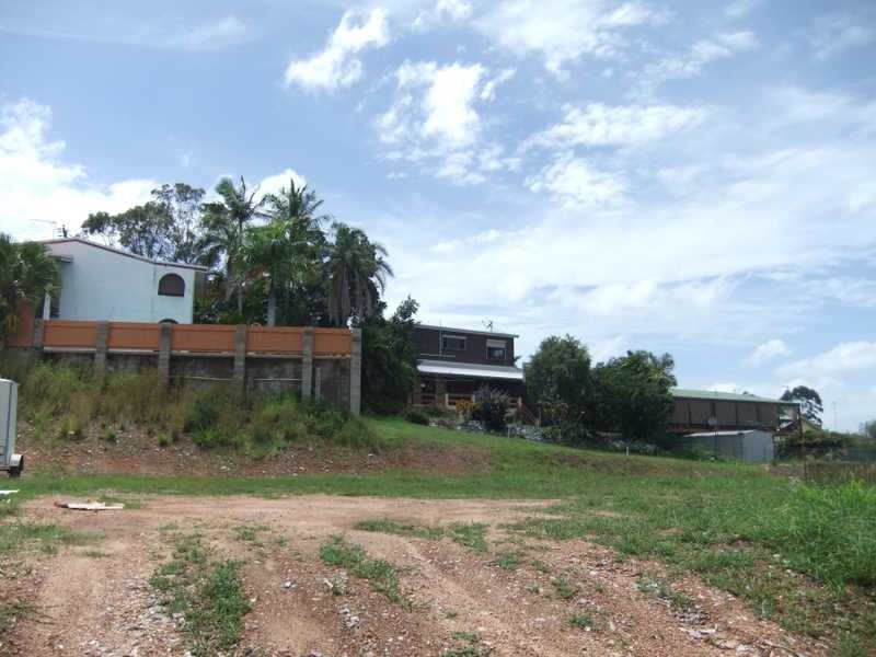 27 Bauhinia Street, Boyne Island QLD 4680