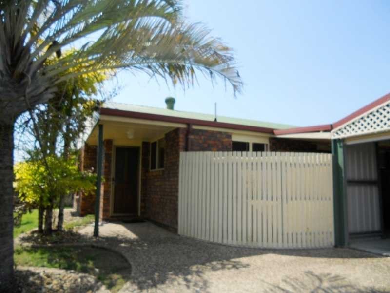 22 Curtis Avenue, Boyne Island QLD 4680
