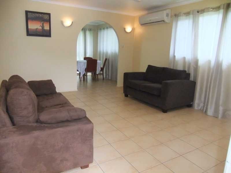 Unit/2/3 Fox Court, Tannum Sands QLD 4680
