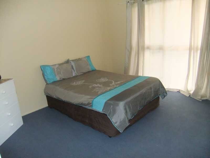 Unit/2/3 Fox Court, Tannum Sands QLD 4680