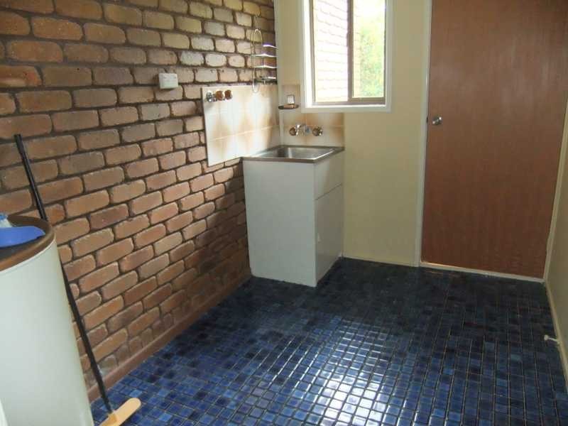 Unit/2/3 Fox Court, Tannum Sands QLD 4680