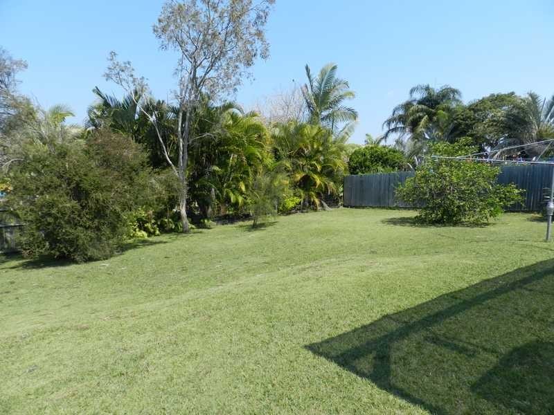 28 Edward Street, Boyne Island QLD 4680