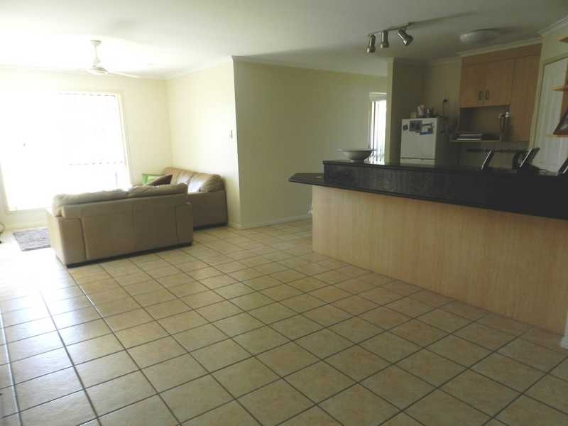 32 Curtis Avenue, Boyne Island QLD 4680