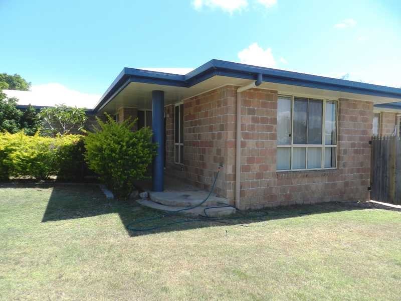 32 Curtis Avenue, Boyne Island QLD 4680