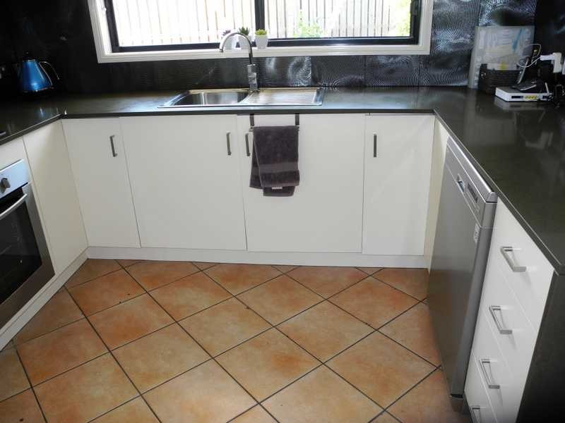 41 Curtis Avenue, Boyne Island QLD 4680