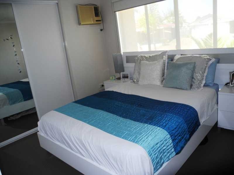 41 Curtis Avenue, Boyne Island QLD 4680