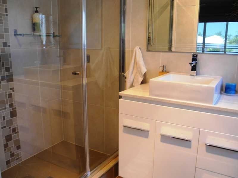 41 Curtis Avenue, Boyne Island QLD 4680