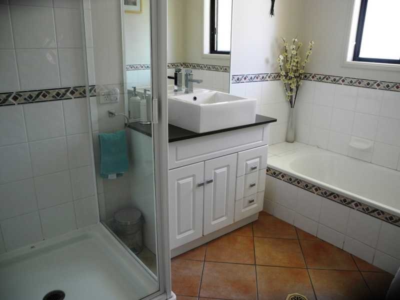 41 Curtis Avenue, Boyne Island QLD 4680