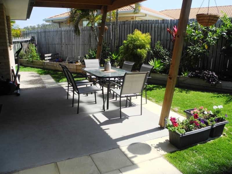 41 Curtis Avenue, Boyne Island QLD 4680