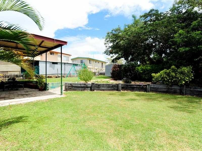 11 Larsen Street, Gladstone QLD 4680