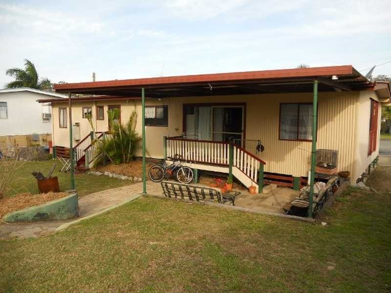 11 Larsen Street, Gladstone QLD 4680