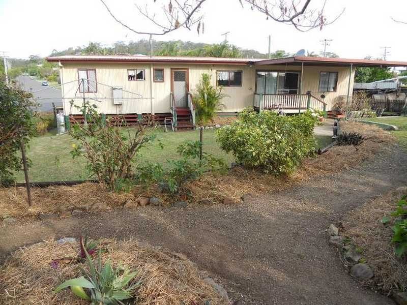 11 Larsen Street, Gladstone QLD 4680