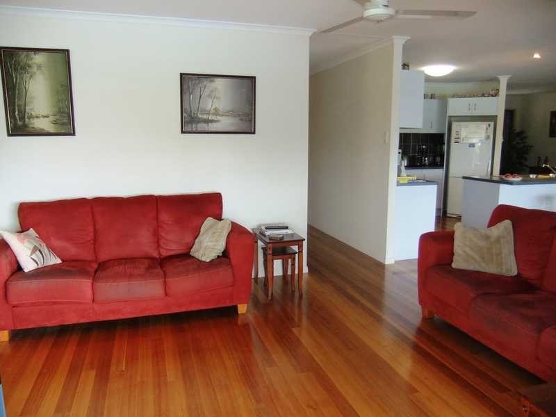11 Mooring Place, Boyne Island QLD 4680