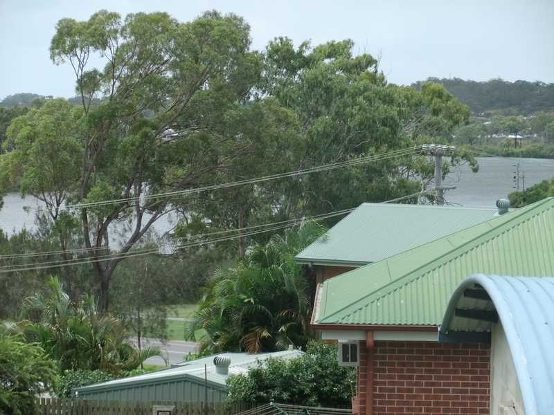 11 Mooring Place, Boyne Island QLD 4680