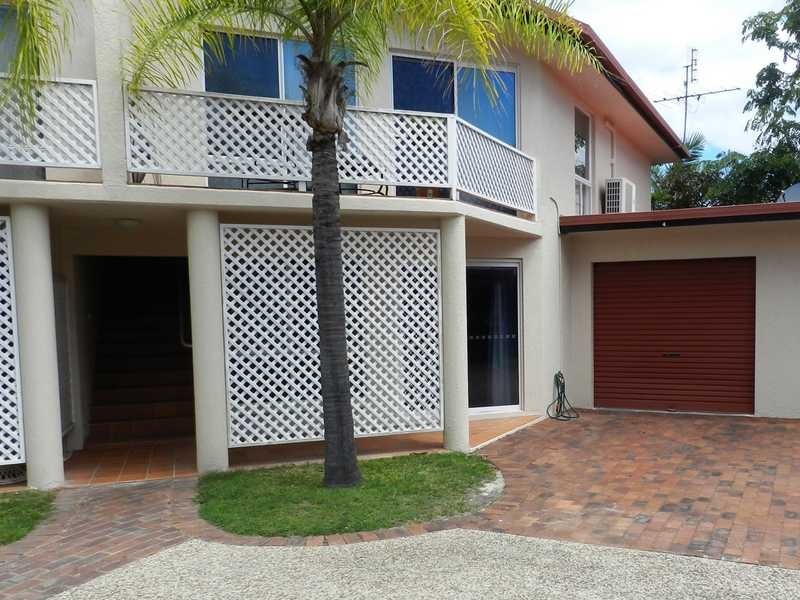 Unit 4/18 Parkside Street, Tannum Sands QLD 4680