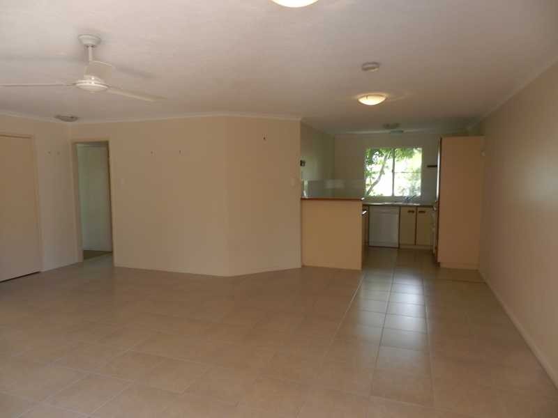 Unit 4/18 Parkside Street, Tannum Sands QLD 4680